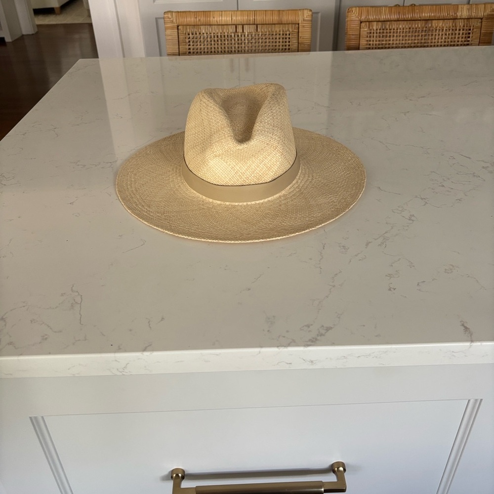 Brixton Natural Straw Hat Brixton Harper hat! In good used condition